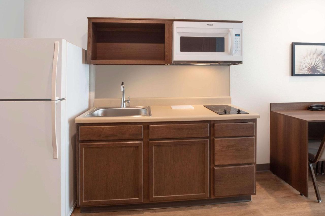 Wood Spring Suites Washington Dc East Arena Drive Lake Arbor Buitenkant foto